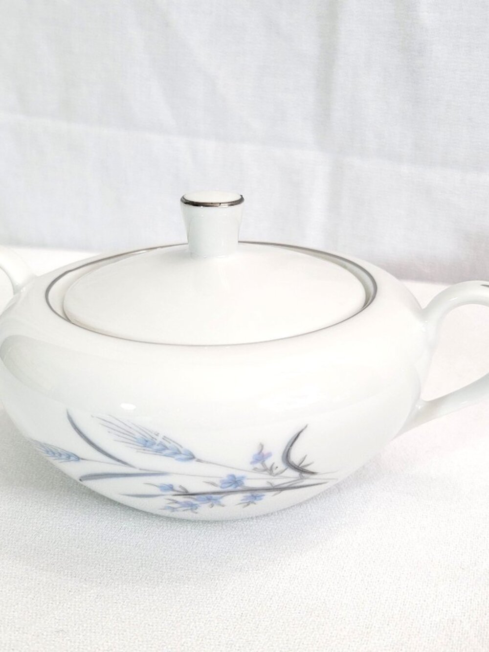 Vtg Castlecourt Fine China Wheat Harvest Lidded Sugar Bowl Japan Platinum Trim
